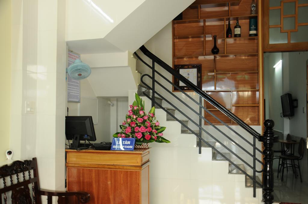 Bien Khoi Mini Hotel Hue Buitenkant foto