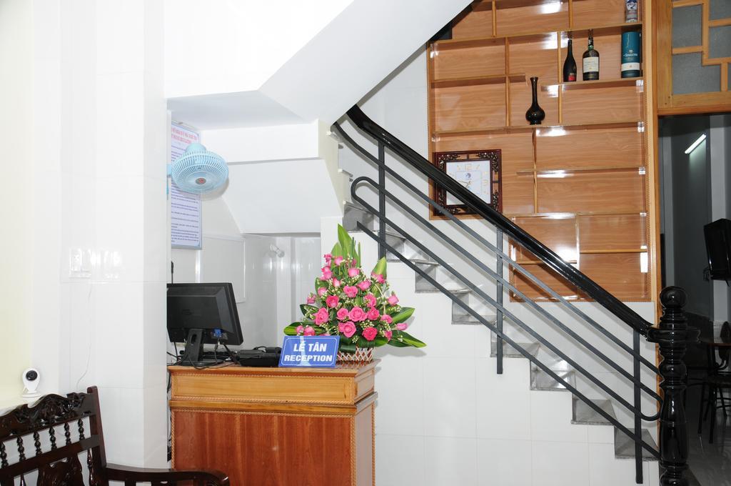 Bien Khoi Mini Hotel Hue Buitenkant foto