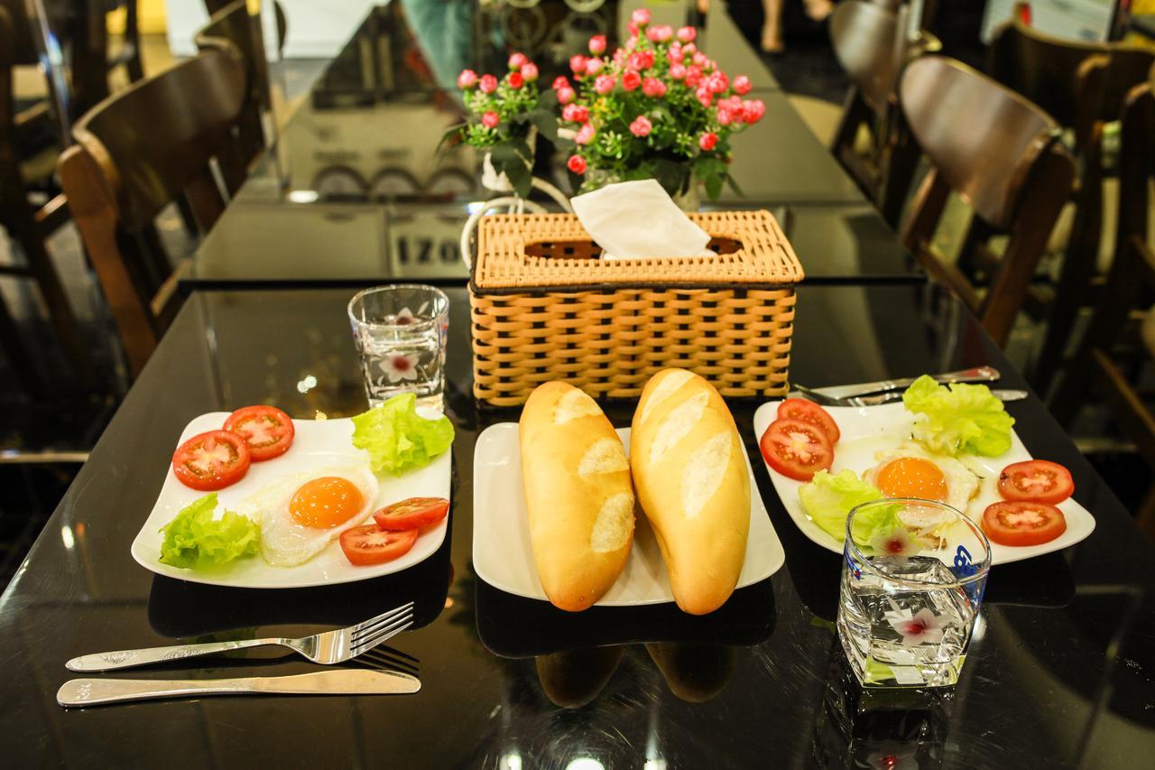 Bien Khoi Mini Hotel Hue Buitenkant foto