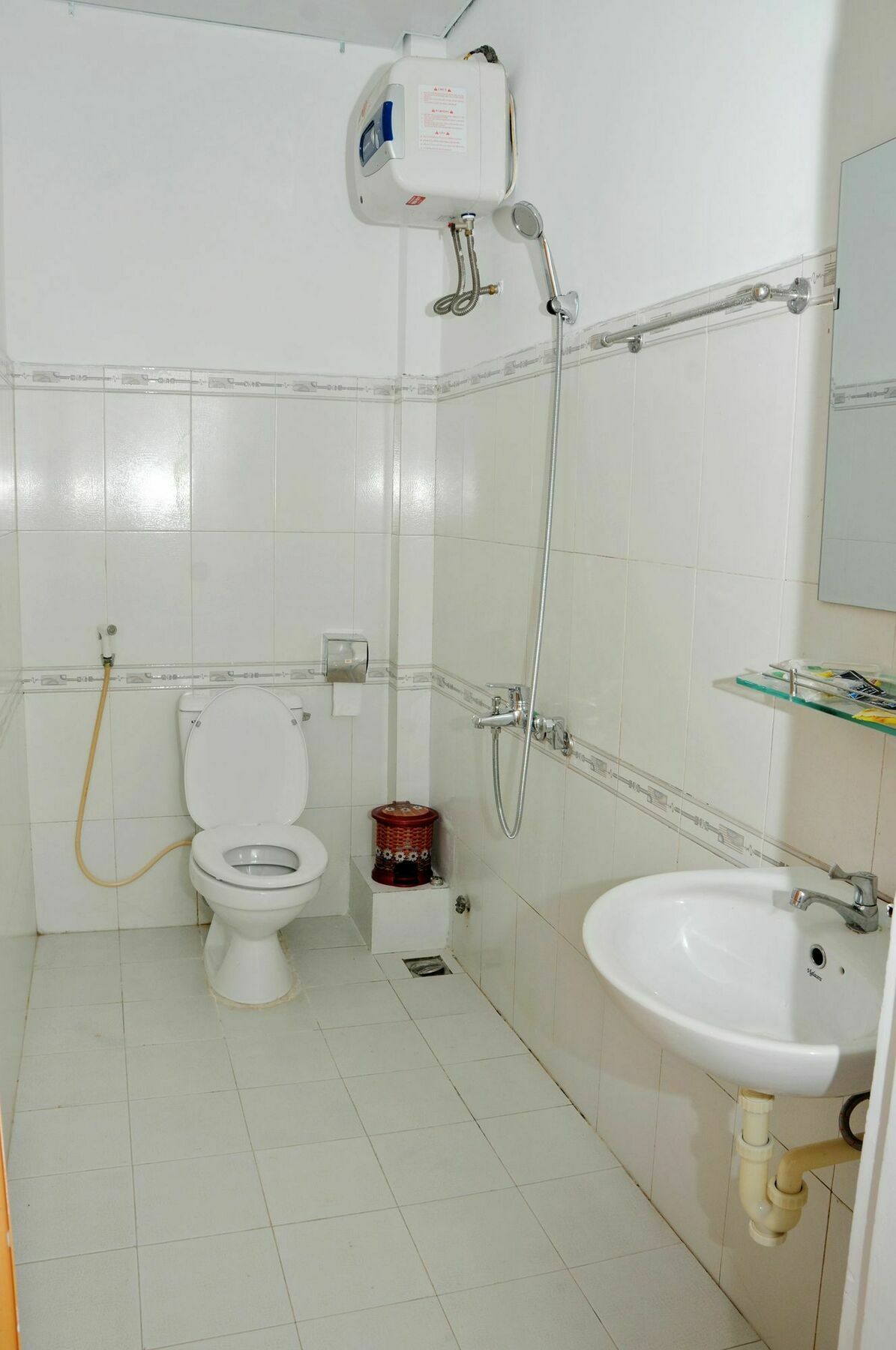 Bien Khoi Mini Hotel Hue Buitenkant foto
